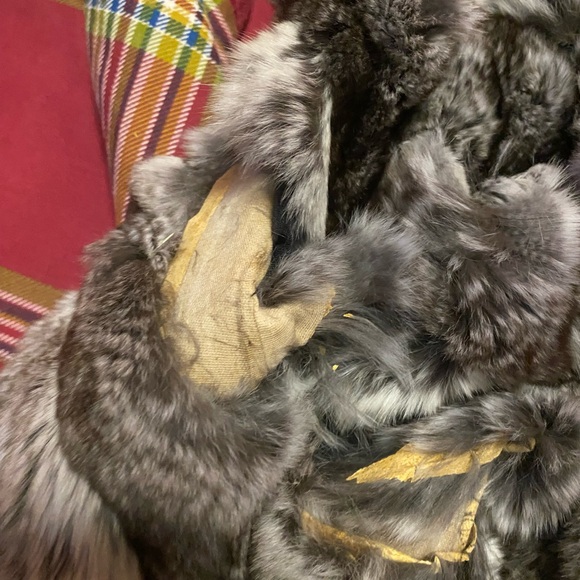 Chinchilla fur empress coat - Picture 5 of 14